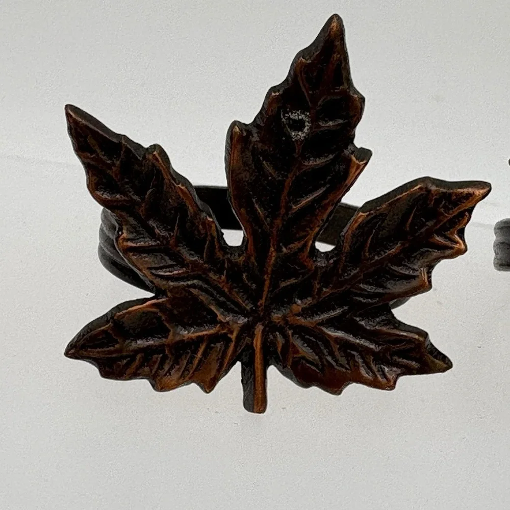 Set of 4 Metal Leaf Napkin Rings Autumn‎ Fall Table Decor Brown Bronze Finish